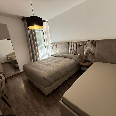 Hotel Miramare Pineto Eksteriør billede