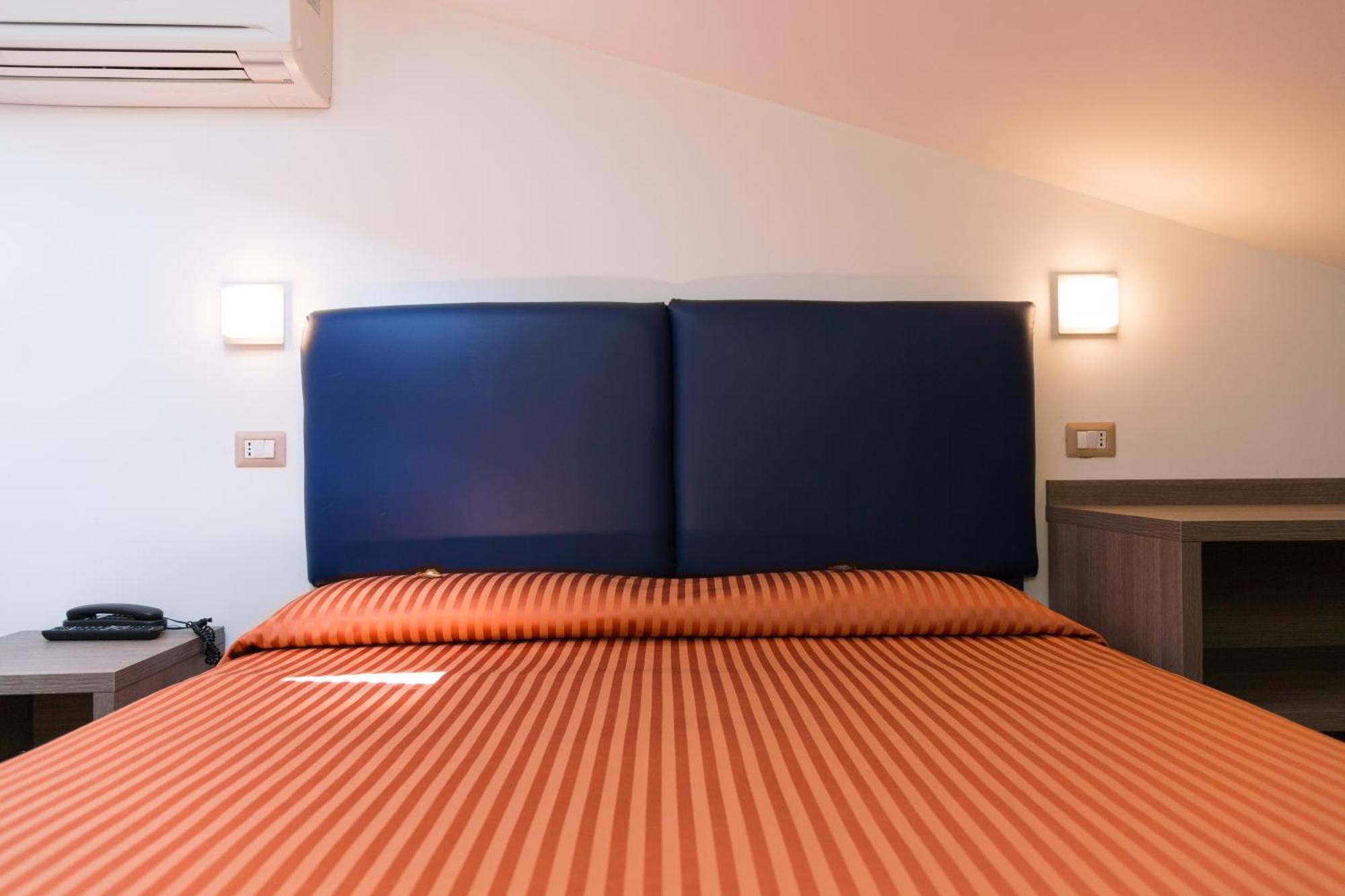 Hotel Miramare Pineto Eksteriør billede